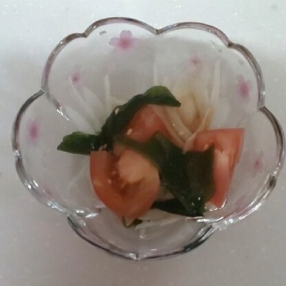 とうすけさん☺️
夕飯用に、新玉ねぎでトマトとワカメの中華サラダ作りました☘️いただくの楽しみです♥️
レポ、ありがとうございます(*^ーﾟ)